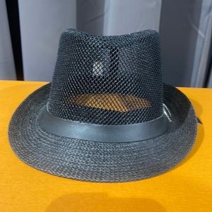 Black mesh Fedora